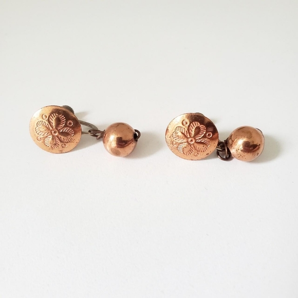 Copper Screw Back Earrings - Picture 3 of 3